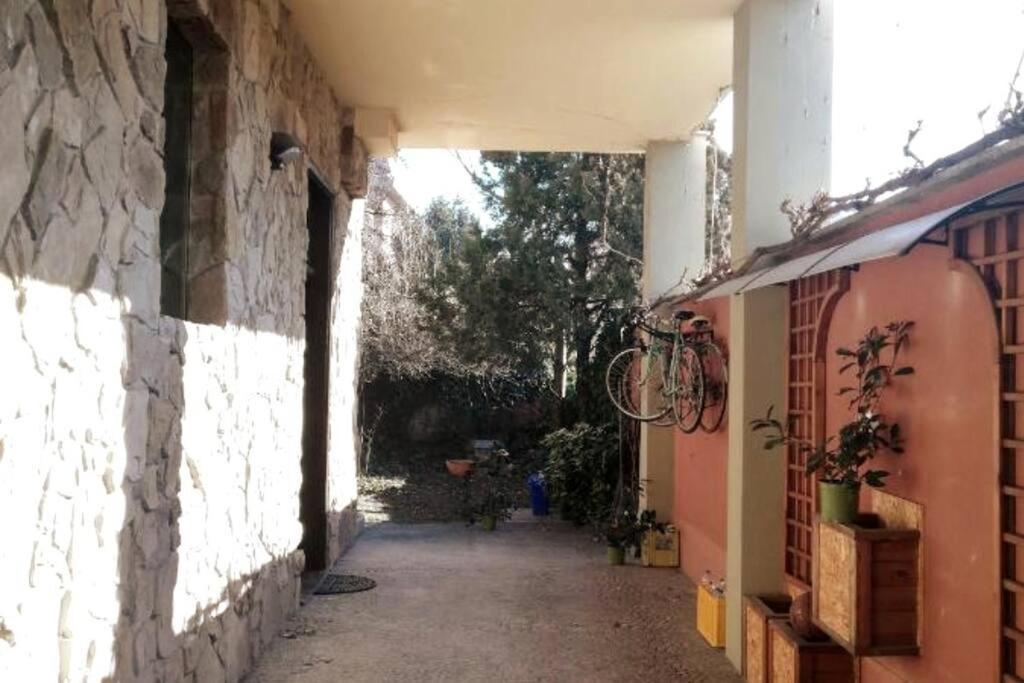 Una Pratica Mansardina Turín Exterior foto